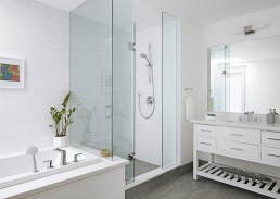 Bathroom interior — collection image 04